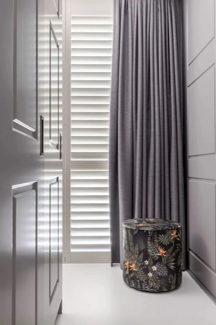 Kunststof shutter Garderobe